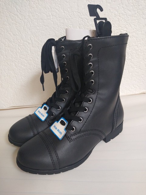 Time and Tru Womens BOOTS Size 8.5w 
