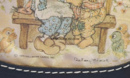 BETSEY CLARK SCHOOL BAG 25 x 30 x 11 cm CARTELLA HALLMARK VINTAGE 1974 NUOVA - Picture 6 of 11