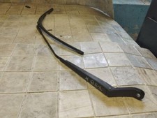 PEUGEOT 407 Coupe 6C Scheibenwischer vorne 2.00 Diesel 100kw 2006 21057467