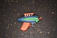 Vintage Cereal Toy Prize Premium Plastic Space Laser Pistol