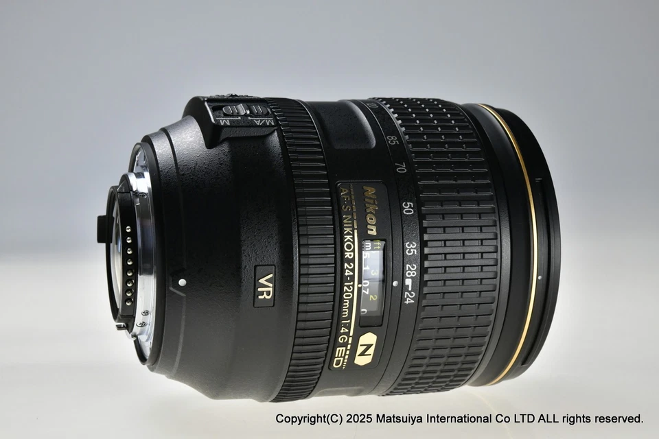 NIKON AF-S VR NIKKOR ED 24-120mm f/4G SWM IF Asférico Excelente Foto 3 de 4