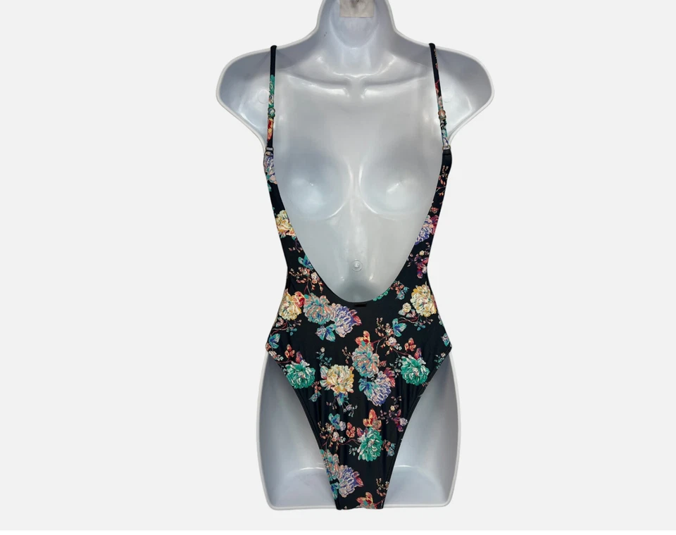 Traje de baño de una pieza O'NEILL Stella Mykonos varias tallas precio de venta sugerido por el fabricante $75 Foto 3 de 4