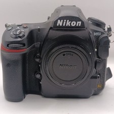 Nikon D850 Appareil Photo Reflex Numérique - Noir Boîtier Nu 114.000 