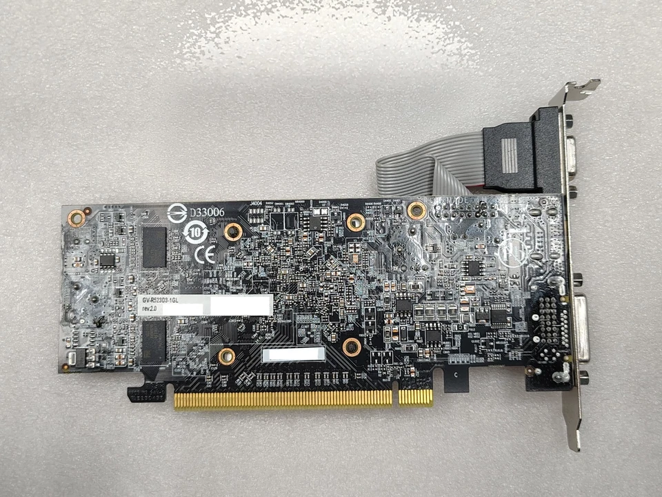 Gigabyte GV-R523D3-1GL AMD Radeon R5 230 PCIe Graphic Card - Image 3 of 4