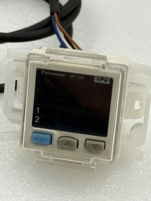 Panasonic DP-101 Dual Display Digital Pressure Switch -100 to 100KPa Used - Image 3 of 4