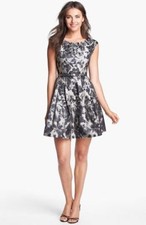 ELIZA J EMBELLISHED JACQUARD FIT FLARE DRESS sz 4