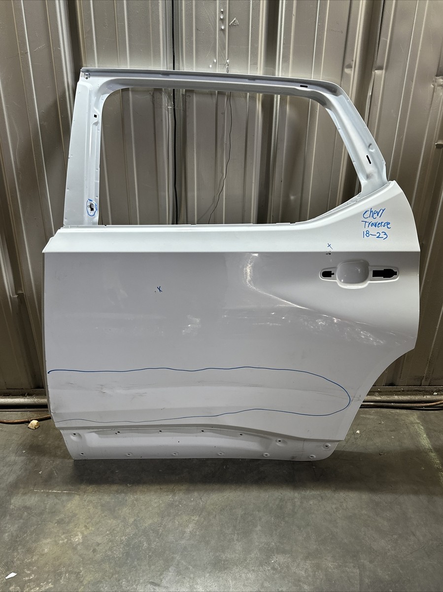 2018 19 20 21 22 2023 CHEVROLET TRAVERSE REAR LEFT DRIVER DOOR