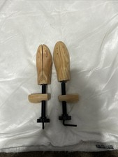 Pair Of 2 Way Wooden Adjustable Shoe Stretchers Expander For Men 9-11 Shoe Horn