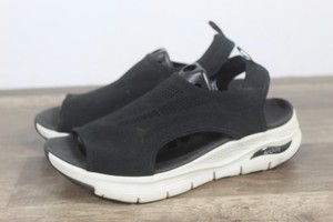 Women's Skechers Arch Fit City Catch Sandal Sz 9 {FA-978]