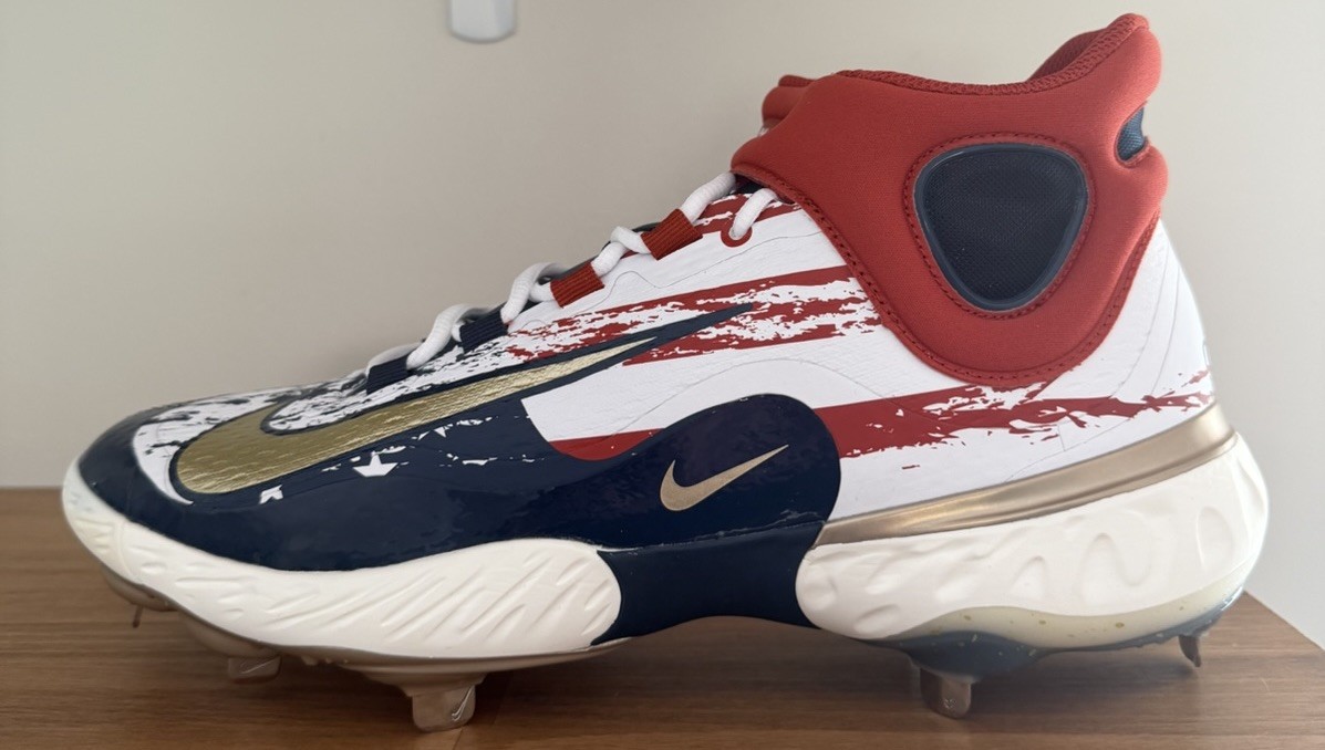 Nike Alpha Huarache Elite 4 Mid Team USA Mens Size 12  display picture 1