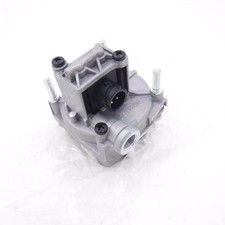 Genuine Wabco  Wabco 4721950330 Relay Valve A...