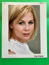 Gigi Edgley #2 , original talent agency headshot photo w/Credits