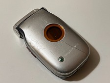 Sony Ericsson z200 Silver color Vintage Cell phone Untested