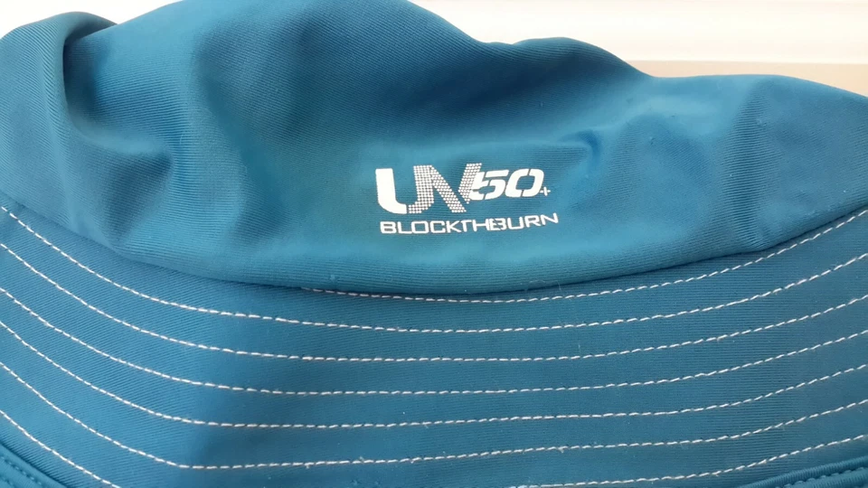 Speedo UV50+ Sombrero Cubo Protección Solar Niños Azul Océano Sin Etiqueta Talla Usado en Excelente Condición Foto 2 de 3