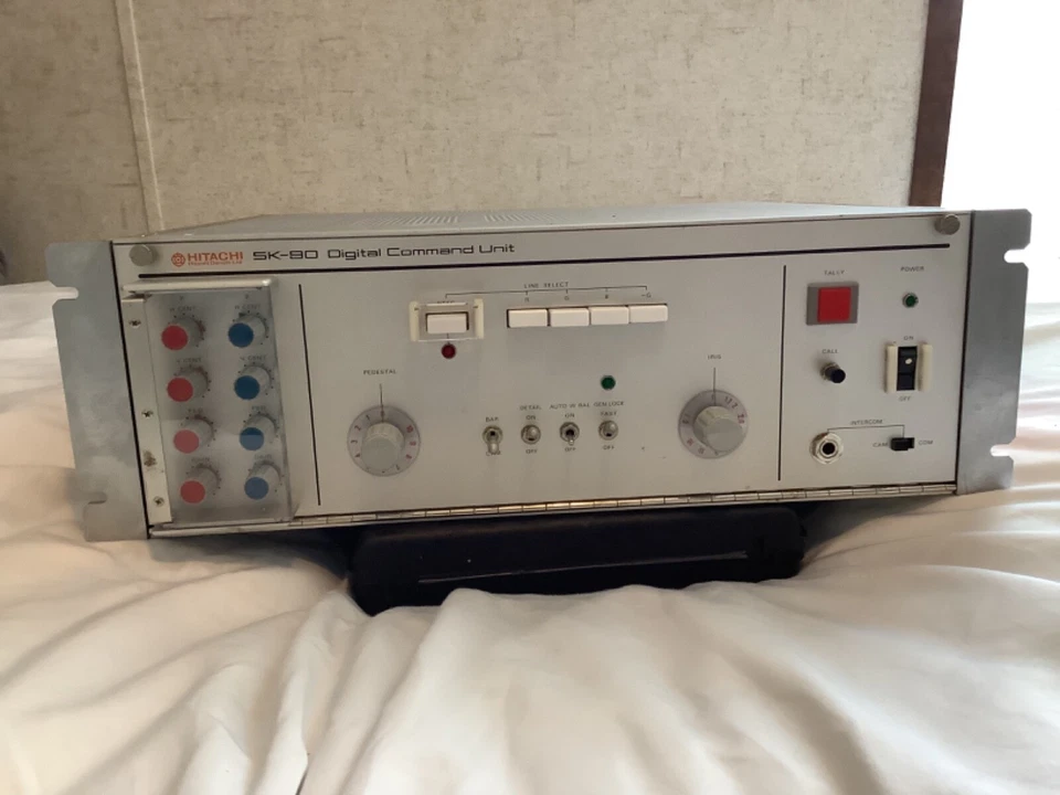 hitachi sk 90 digital command unit - Image 4 of 4