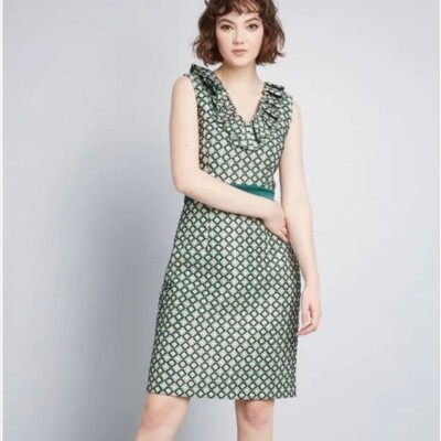 Modcloth x Anna Sui Admiring Eyes Green and Gold Sleeveless Sheath Dress