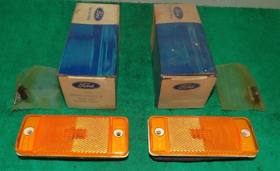 Ford Bronco 1970-1977 1970-1974 E100 E200 E300 Nuevo de Lote Antiguo LÁMPARAS MARCADORAS LATERALES DELANTERAS IZQUIERDA+DERECHA Foto 4 de 4