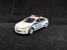 1/64 Greenlight Greenlight 2016 NYPD Chevrolet Volt Hot Pursuit 20 VHTF