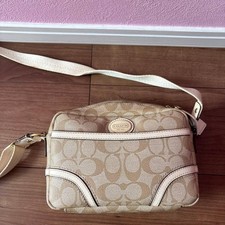 COACH Beige Logo Shoulder Bag 15a