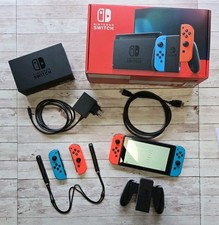 Nintendo Switch Konsole mit Joy-Con …