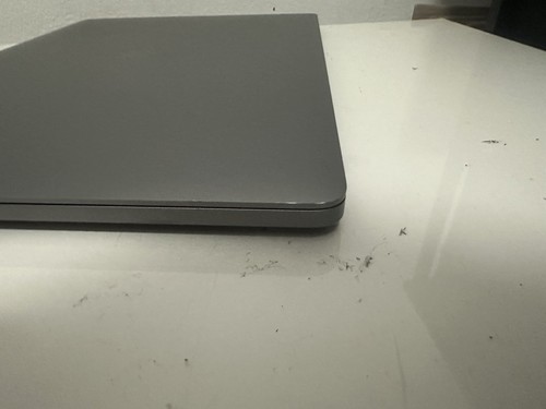 Apple MacBook Pro 16'' Core i9 2.3GHz 1TB SSD 16GB RAM MVVK2LL/A Gray 2019 - Afbeelding 9 van 23