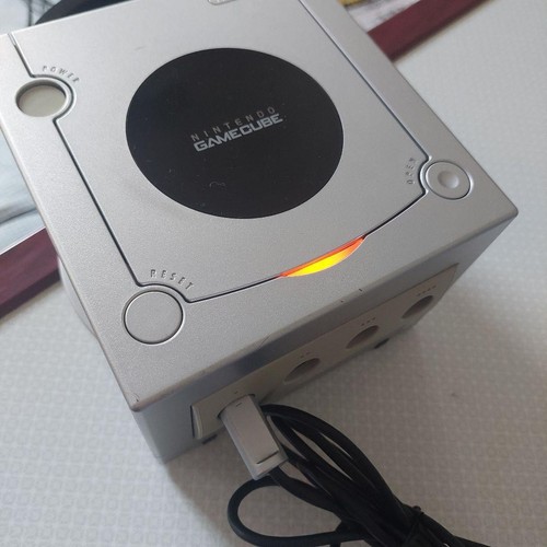 Nintendo GameCube Console Untested 015h68 - Picture 10 of 13