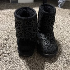 UGG Girls Kids Classic II Glitter Leopard boots Size 11 Us