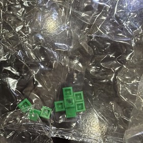 2012 LEGO 21102 Minecraft Micro World w/ Steve & Creeper Incomplete 