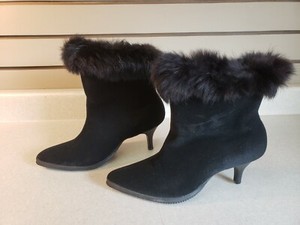 kitten heel boots canada