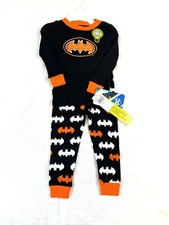 DC Batman Pajama Set 2T Halloween NWT