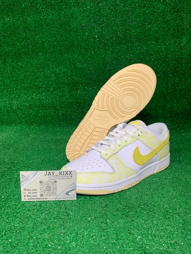 Nike Dunk Low "Yellow Strike" Womens 9.5W Brand New