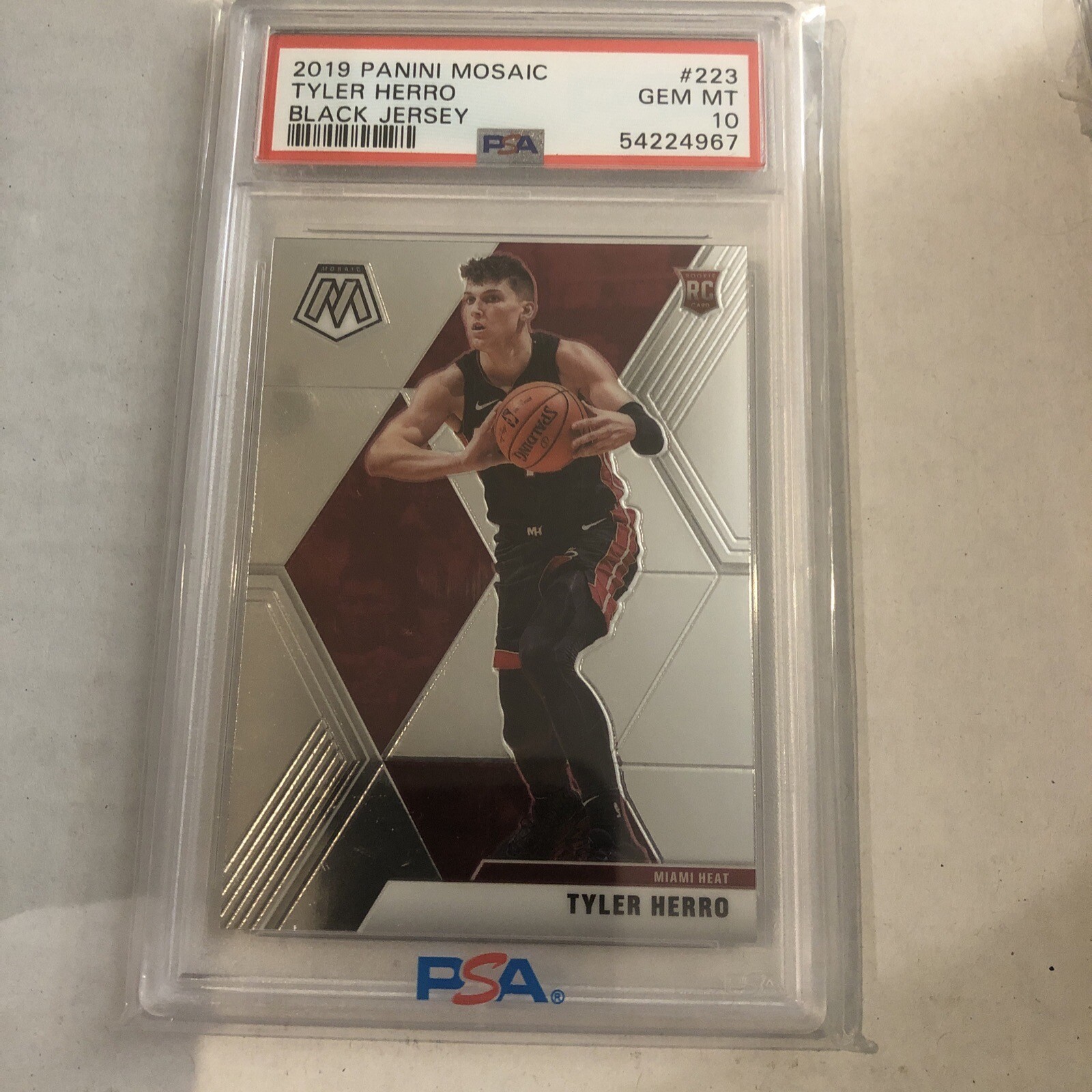 2019 Panini Mosaic #223 Tyler Herro Miami Heat Black Jersey RC Rookie PSA 10