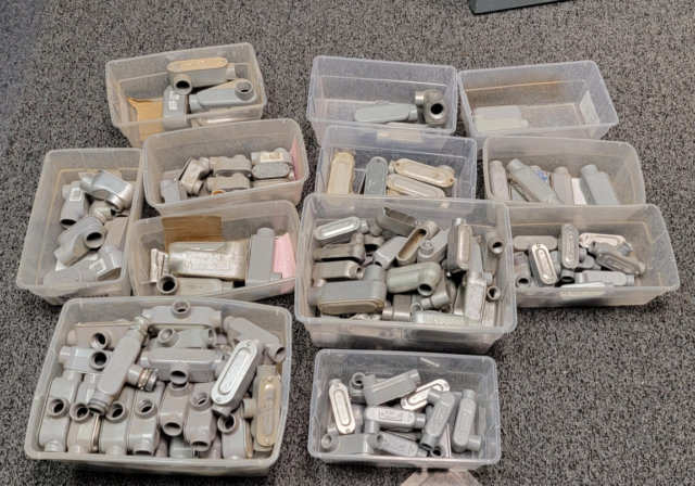 Lot of Conduit Body Fittings 140 Pieces Various Sizes See Description ZB9710