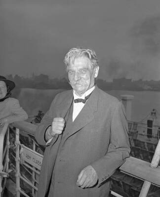 Dr Albert Schweitzer is shown here aboard the Nieuw Amsterdam 1949 Old Photo