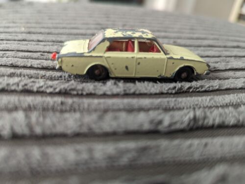 MATCHBOX No 45 FORD CORSAIR MADE IN ENGLAND BY LESNEY Restoration Project (Whta) - Picture 1 of 6