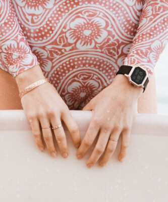 NIXON Watch Siren Stainless Steel A12111098-00 for Men and Women