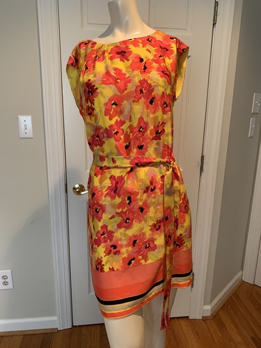 Ann Taylor Loft Ladies Floral Print 
