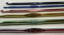 Lot 6 Hand Crochet Hooks Needles Scissors Crafting Hobby Boye