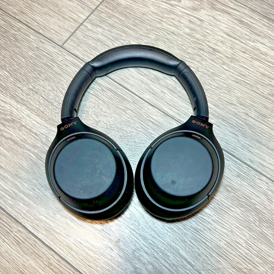 Sony WH-1000XM4 Wireless Over the Ear Headphones - Black - Image 3 of 4