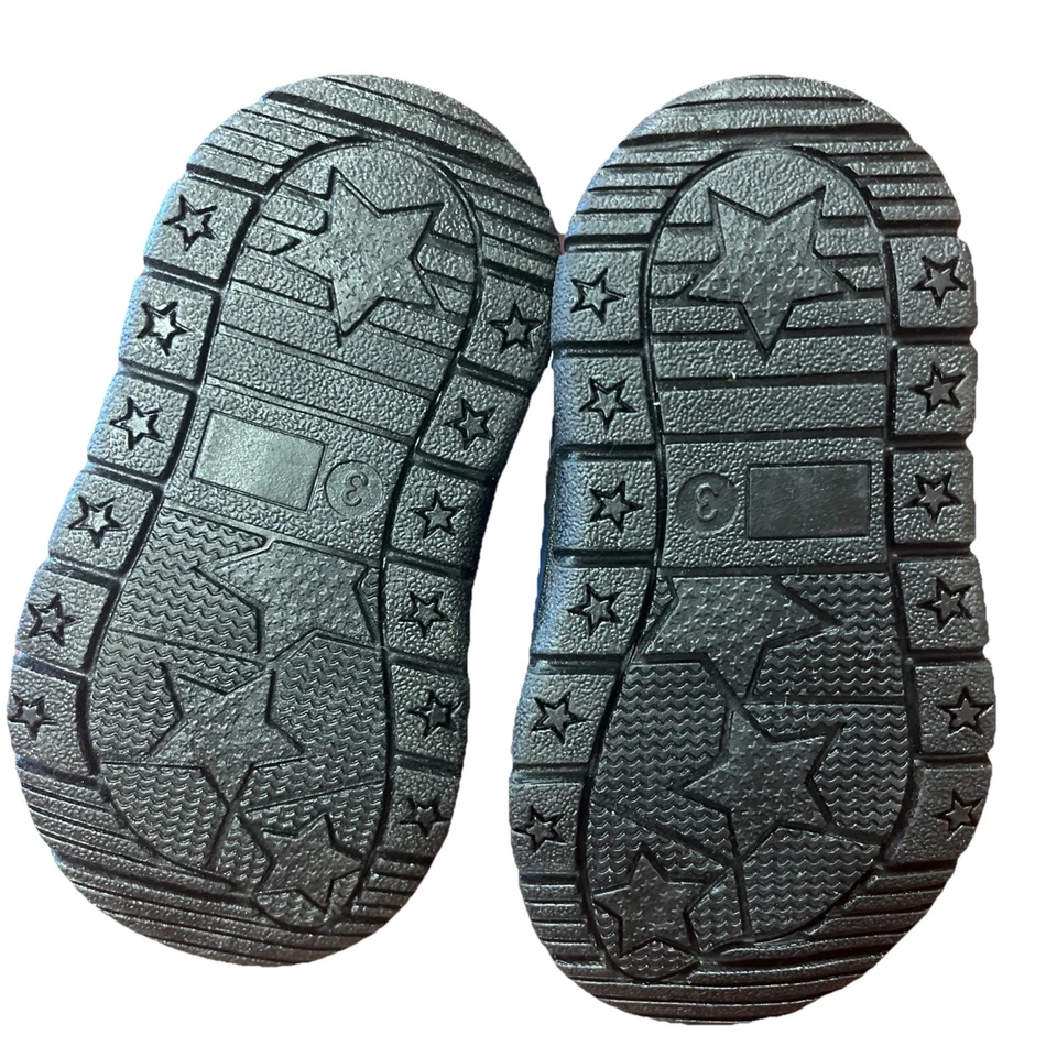 Botas Kyrie First Walker Carter's Just One You para niñas pequeñas - 3 Foto 4 de 4