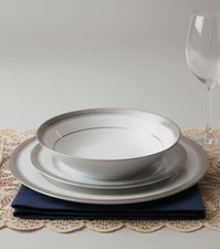 Noritake Dinnerware Set Porcelain Crestwood Platinum 12-Piece (Service for 4)