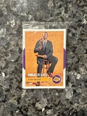 2016-17 Panini NBA 2K17 Kobe Bryant Sealed Card Pack MINT Lakers
