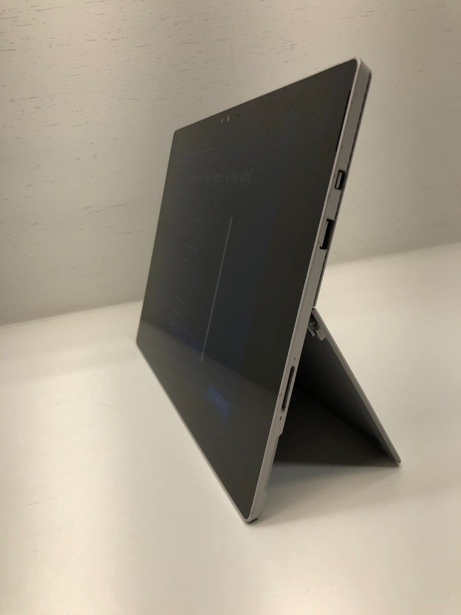 Microsoft Surface Pro 4 M3-6Y30 0.90GHz 128GB SSD 4GB RAM Microsoft Surface Pro 4 M3-6Y30 0.90GHz 128GB SSD 4GB RAM
