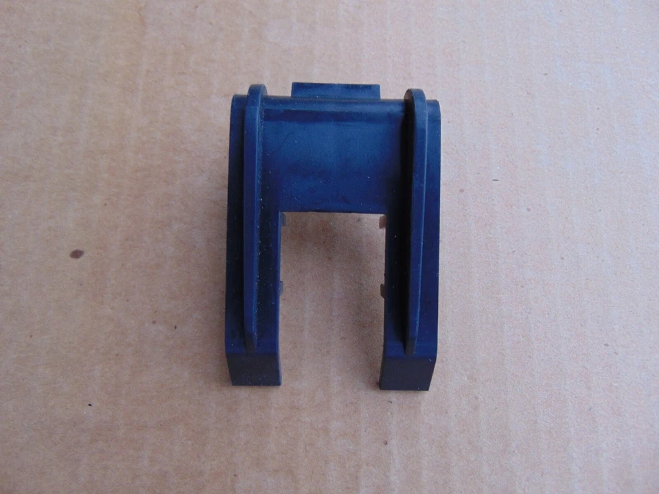 88-93 CHEVROLET GMC C1500 C2500 K1500 K2500 MOTOR ENFRIADOR DE ACEITE MANGUERA CLIP 15657303 Foto 2 de 4