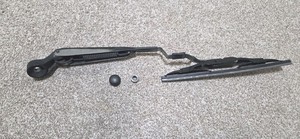 1993-1999 Pathfinder Rear Wiper Arm Blade Assembly Made In Japan OEM.