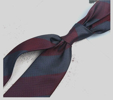 New Classic Striped Gray Red JACQUARD WOVEN 100 Silk Men's Necktie Tie