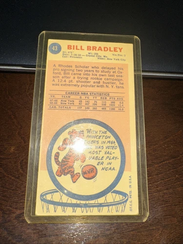 1969-70 Topps - #43 Bill Bradley (RC)