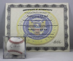 Signed Baseball ~George H.W. Bush~ 41st US POTUS ~Seal of the President~ /89 COA