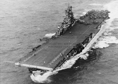 USS INTREPID AIRCRAFT CARRIER PHILIPPINE SEA 1944 5X7 PHOTO