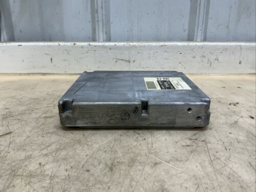 1998 1999 Toyota Tacoma 2.7 3RZ Engine ECM ECU PCM Computer 89661-04530 - Picture 5 of 7